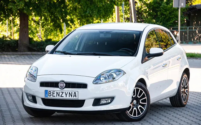 samochody osobowe Fiat Bravo cena 21900 przebieg: 168500, rok produkcji 2012 z Pieszyce